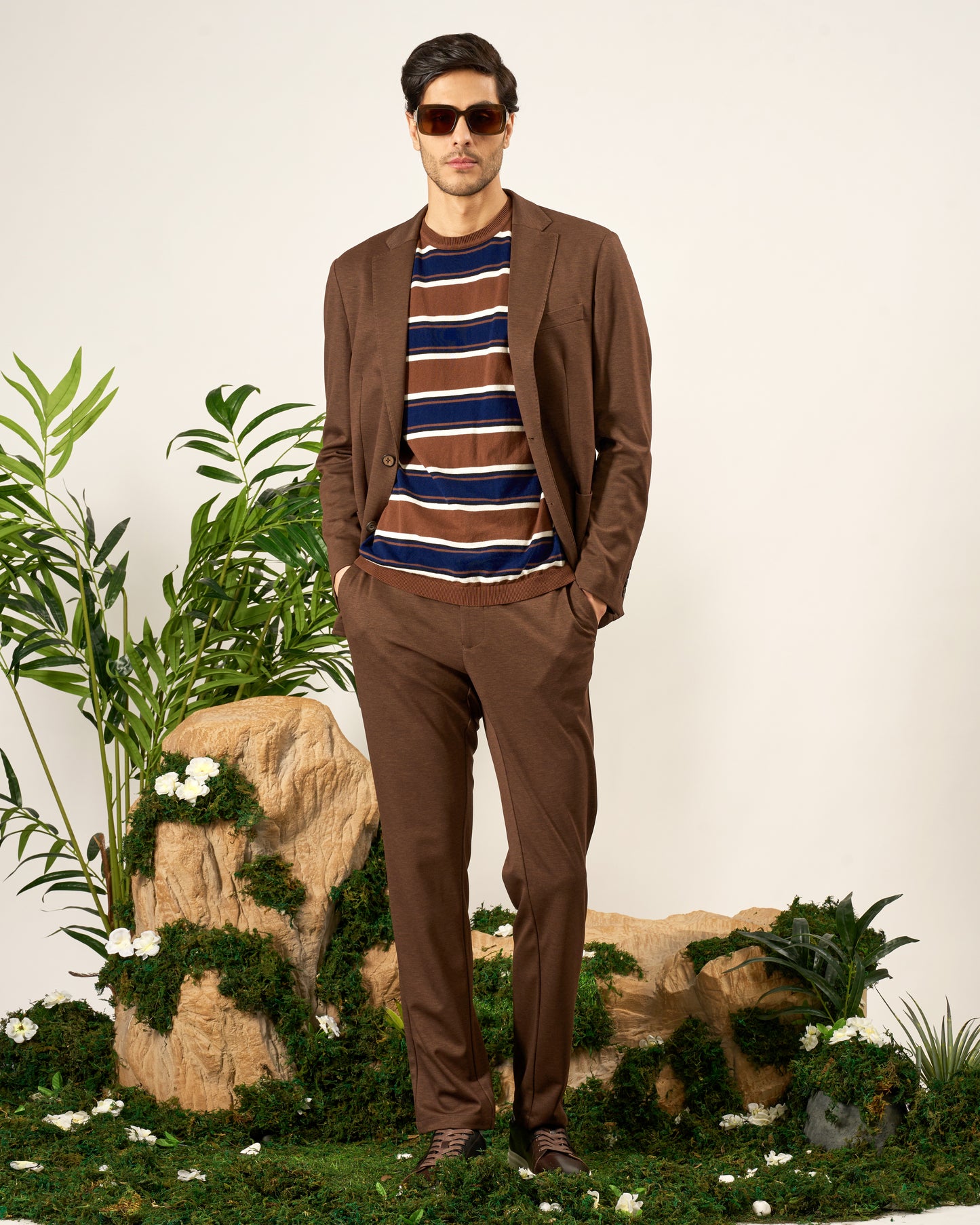 Brown Slim Fit Knitted Suit