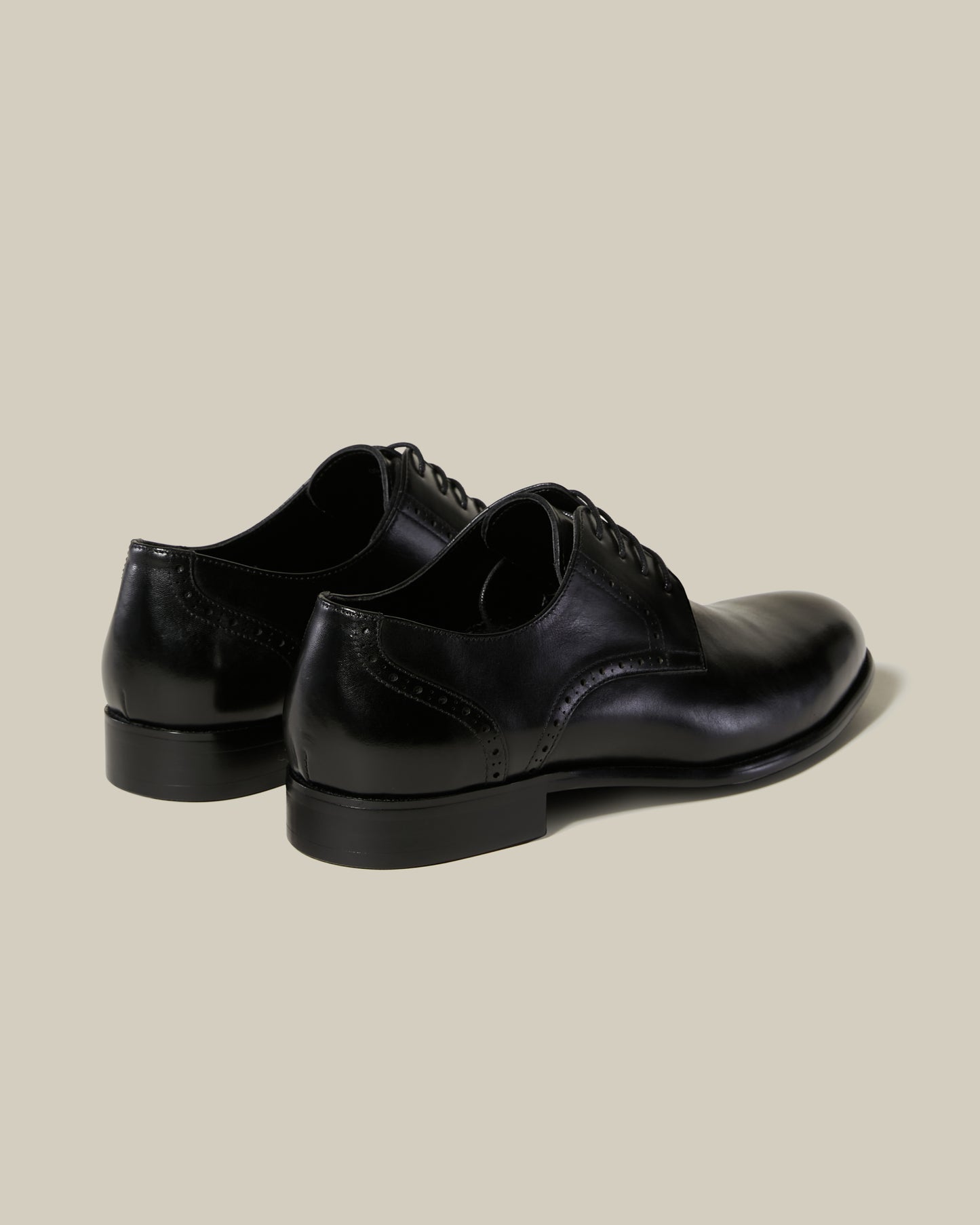 Brogue Accented Formal Shoes