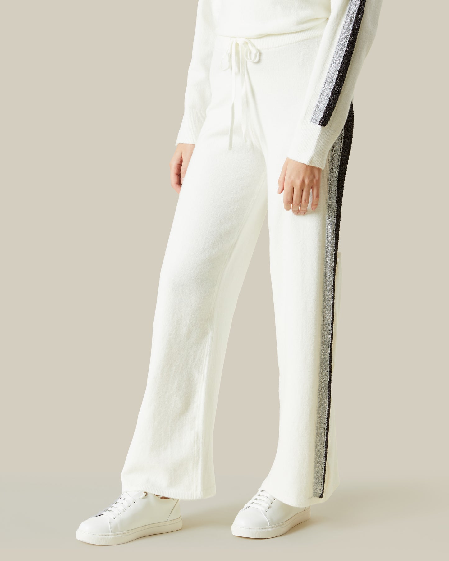 Metallic and Laced Knitted Tracksuit Set