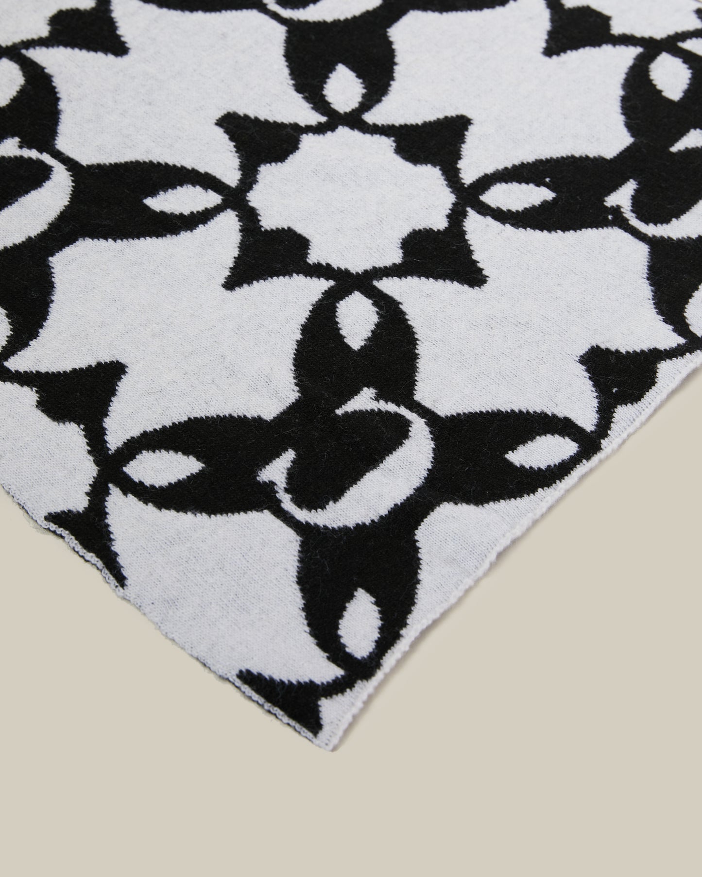 Monochrome Knitted Scarf