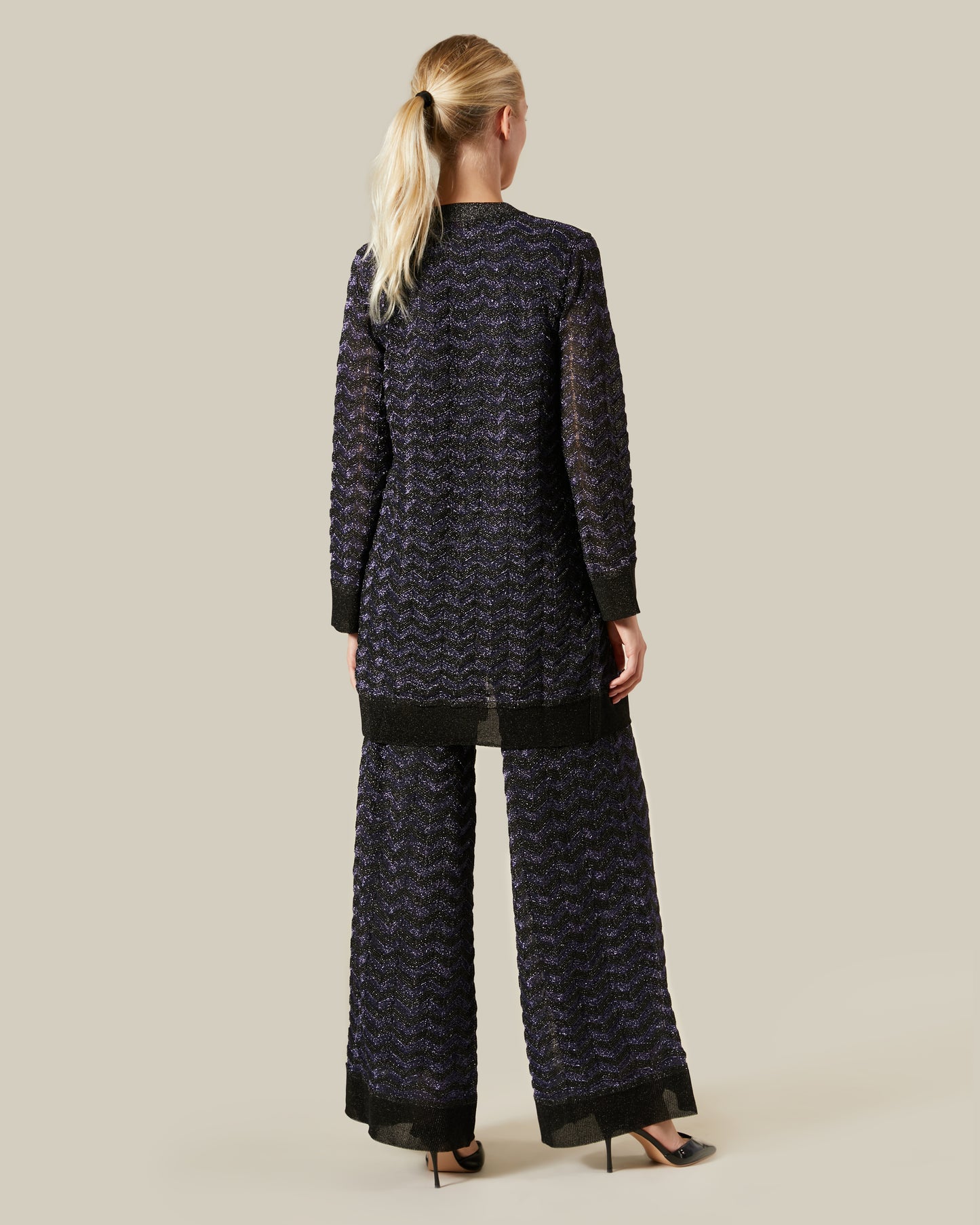 Zig-Zag Patterned Robe