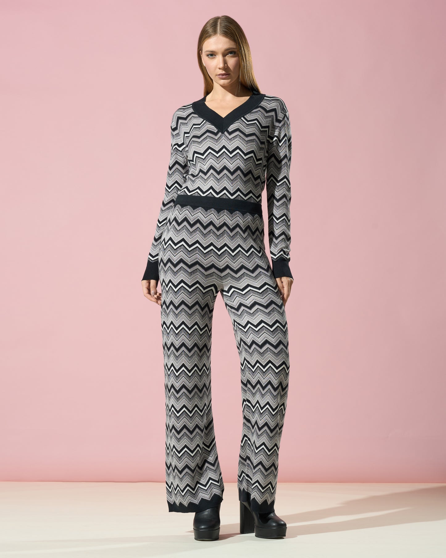 Zig-Zag Pattern Knit Trousers