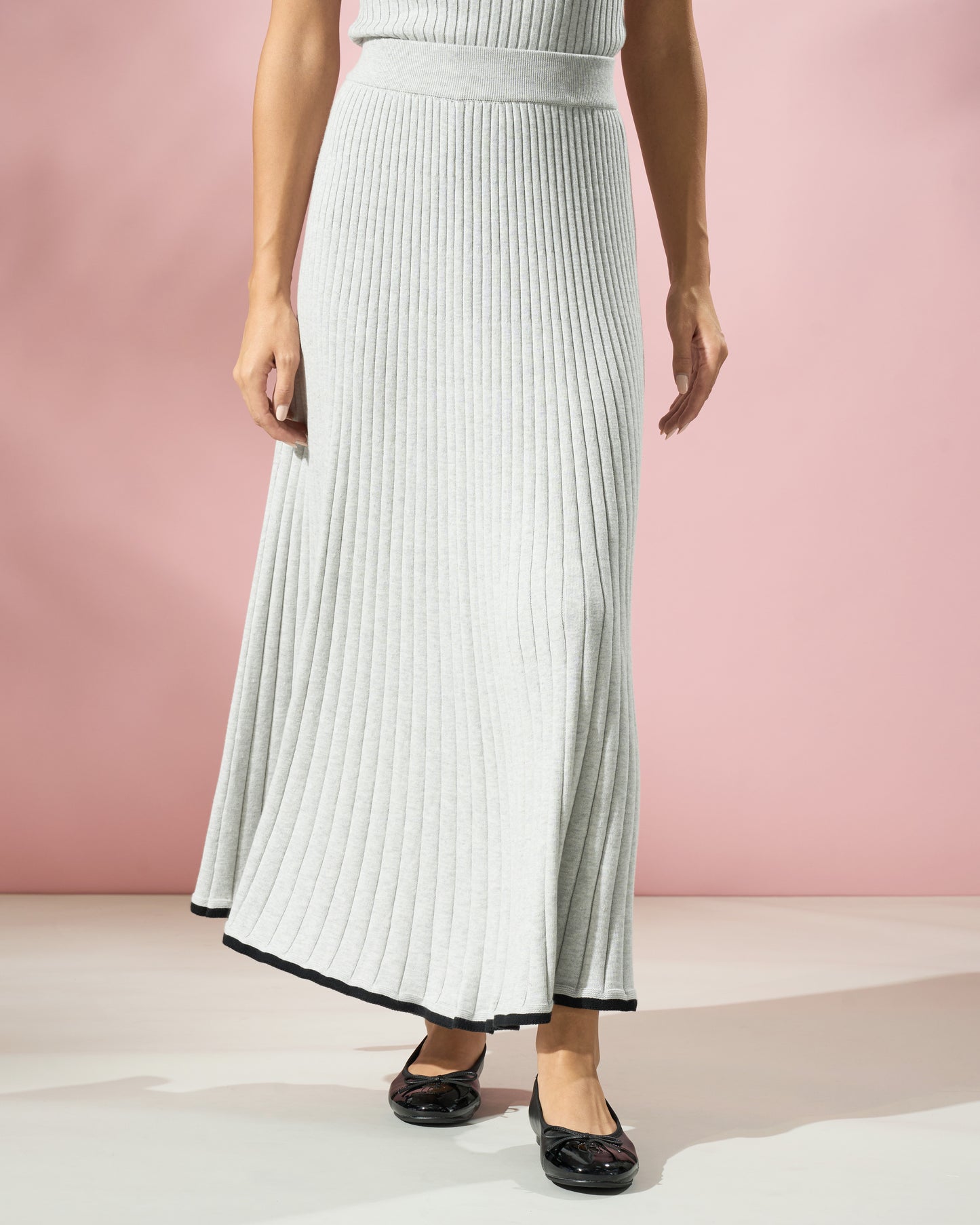 Ribbed Knit Skirt