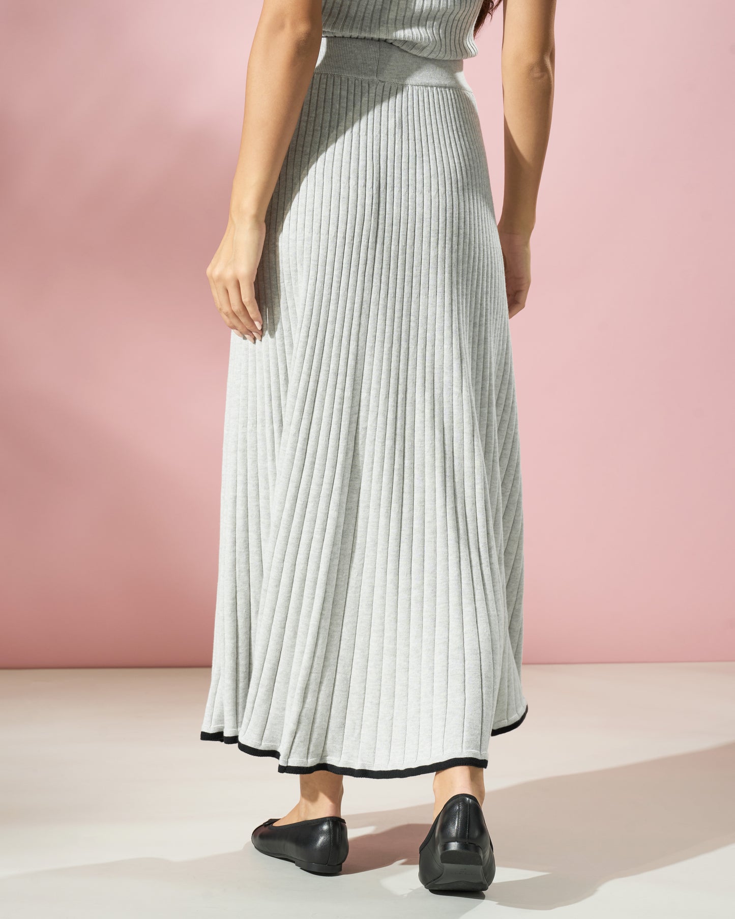 Ribbed Knit Skirt