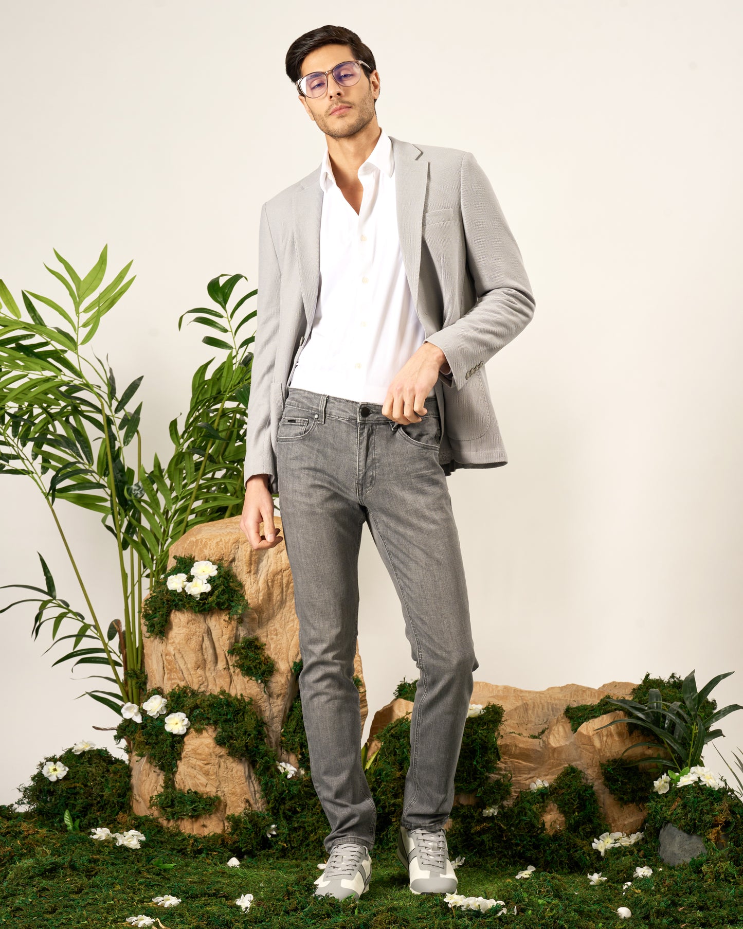 Regular Fit Stretch Denim Jeans