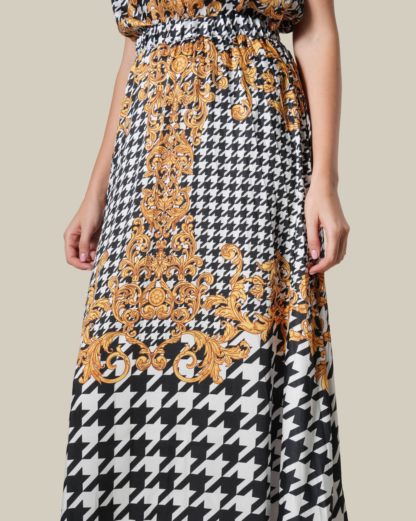 Geometric Baroque Print Pleated Skirt