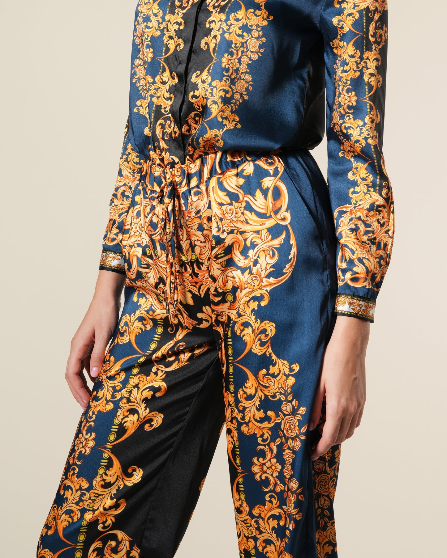 Baroque Contrast Print Pants