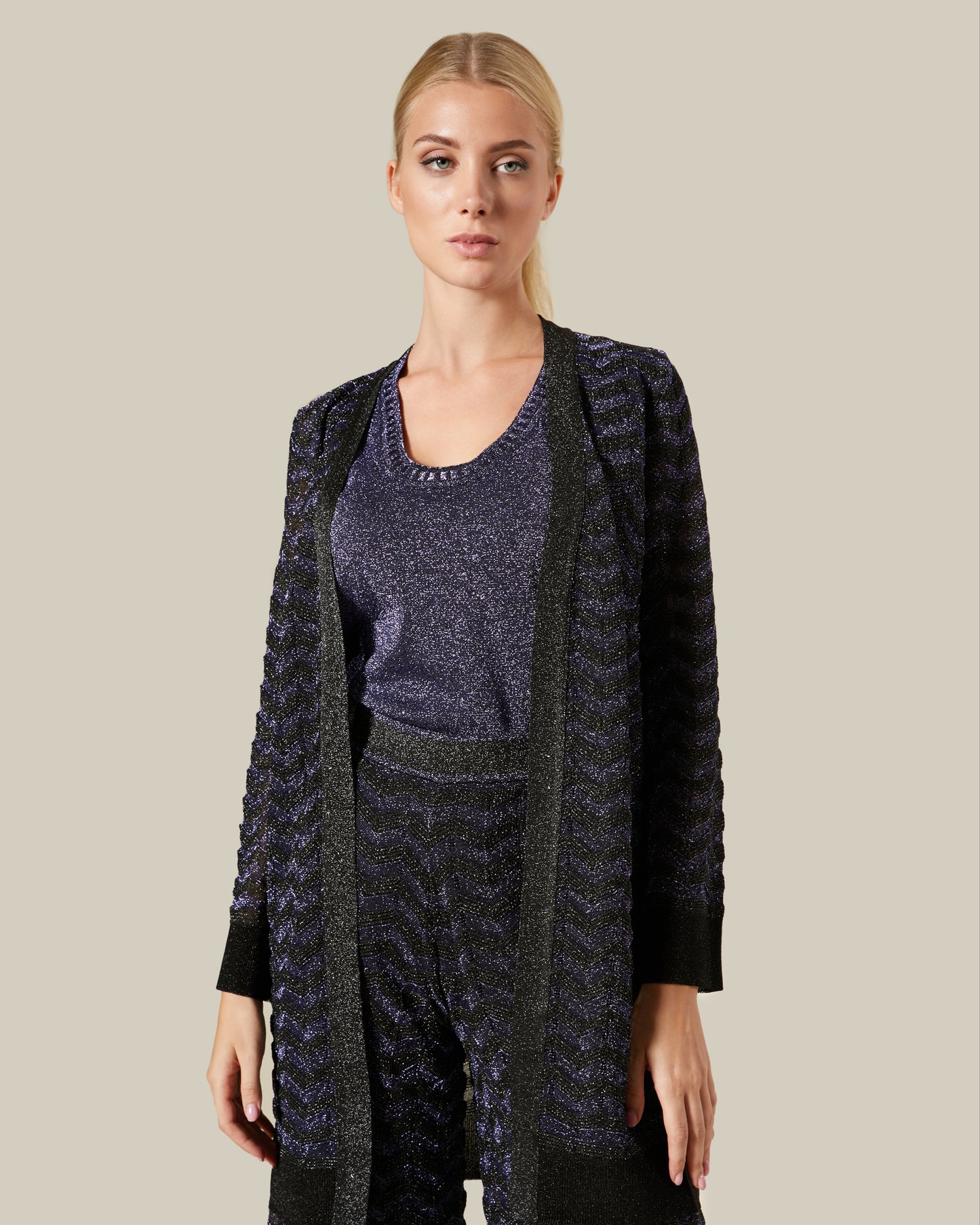 Zig-Zag Patterned Robe