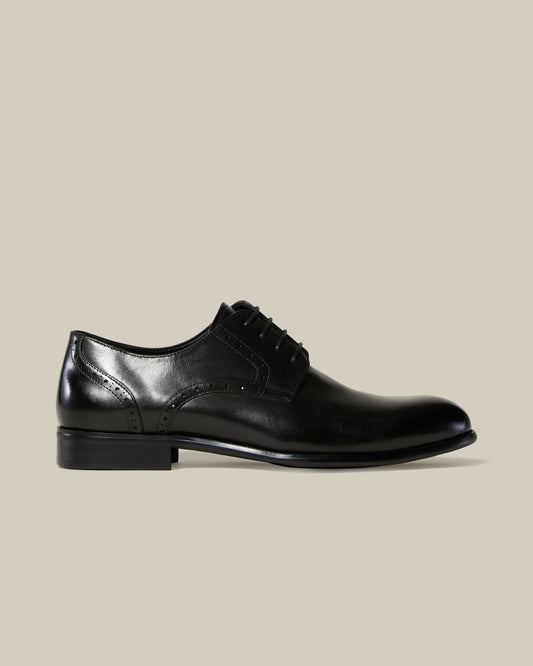 Brogue Accented Formal Shoes