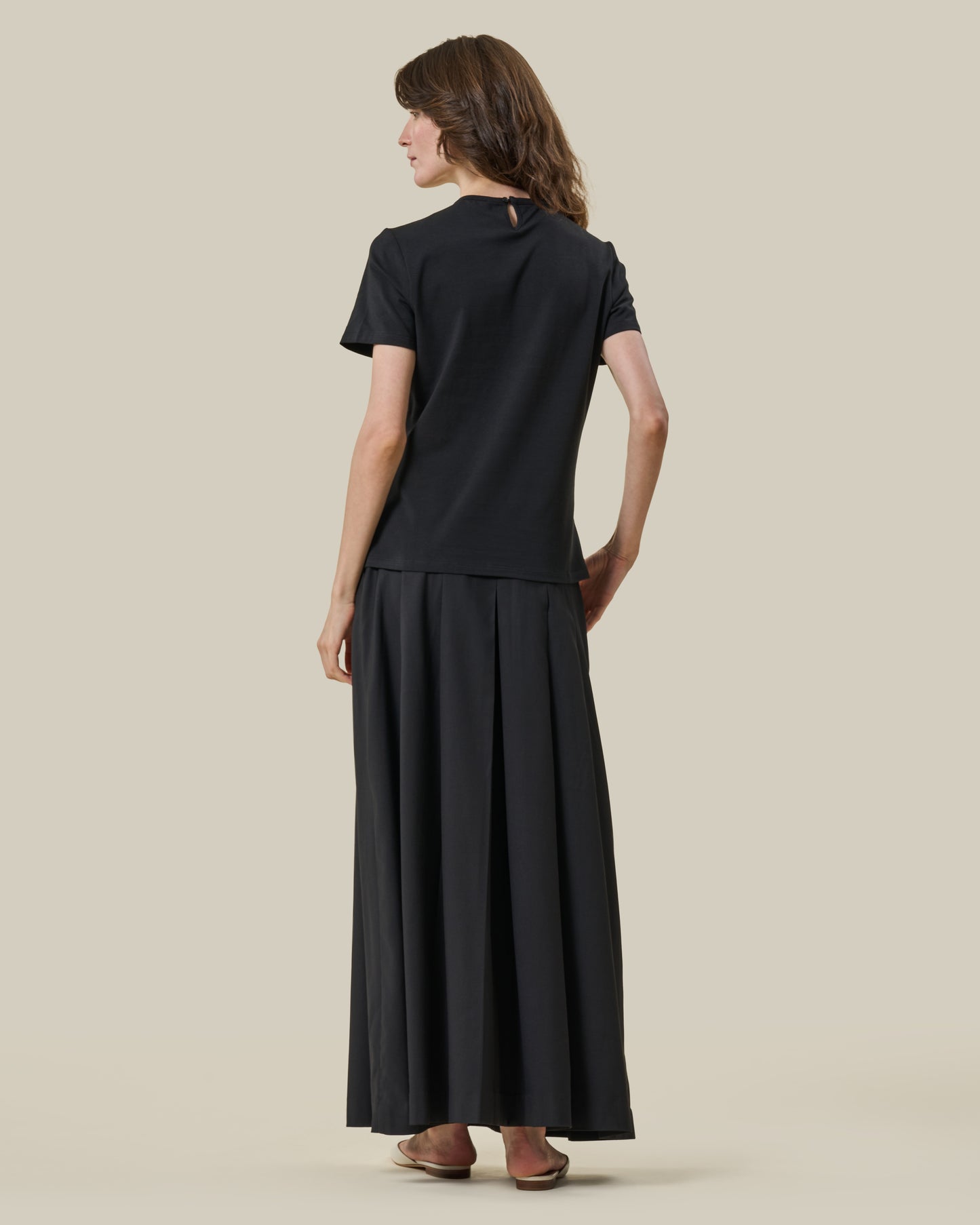 Black Pearl-Embellished Bow Neck T-Shirt