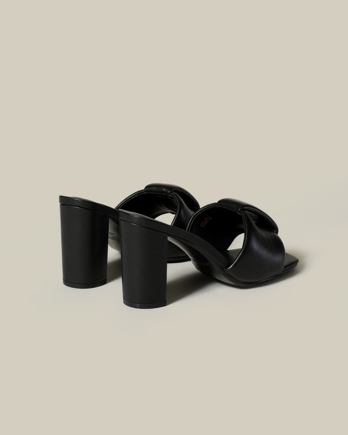 Puffed Band Block Heels