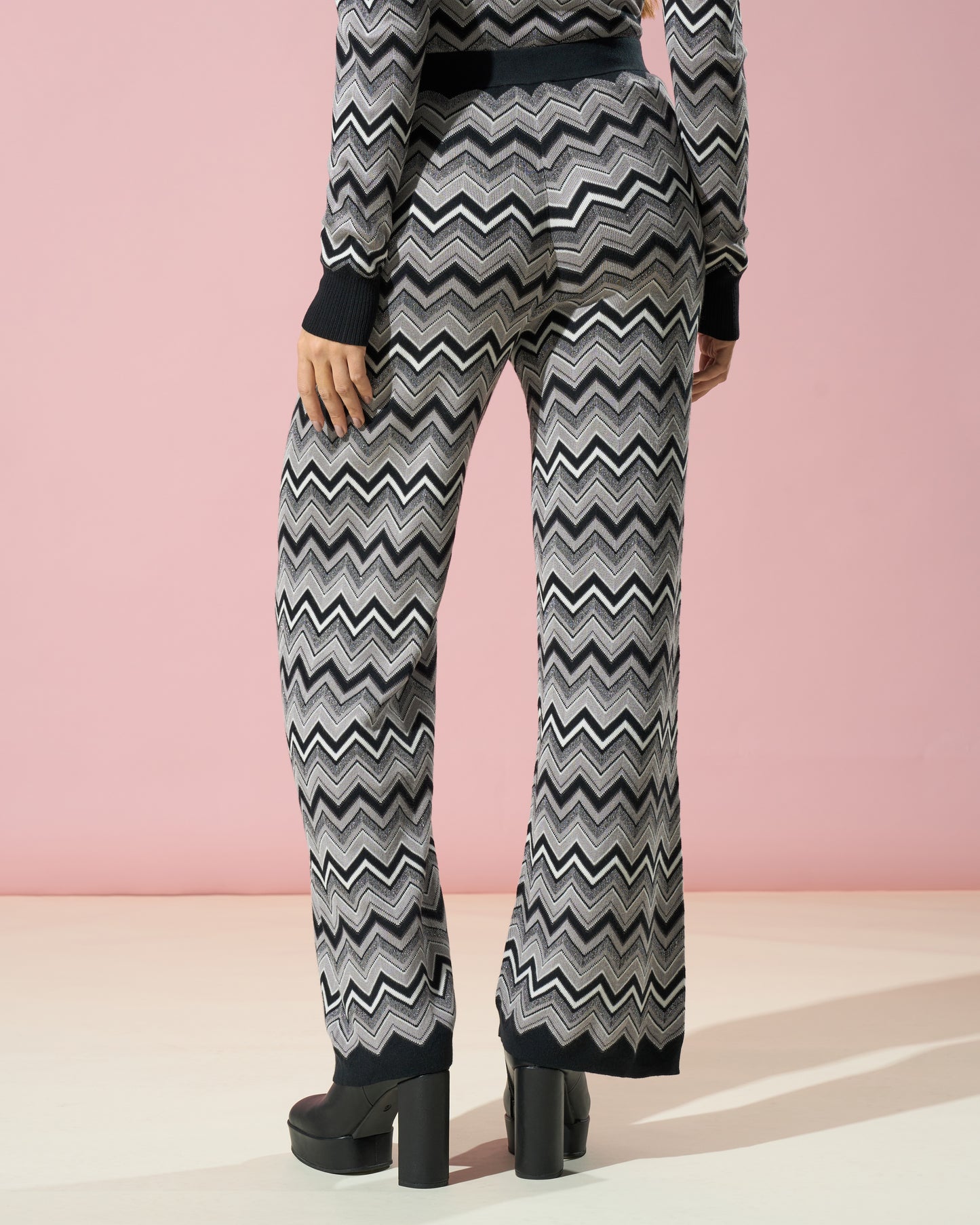 Zig-Zag Pattern Knit Trousers