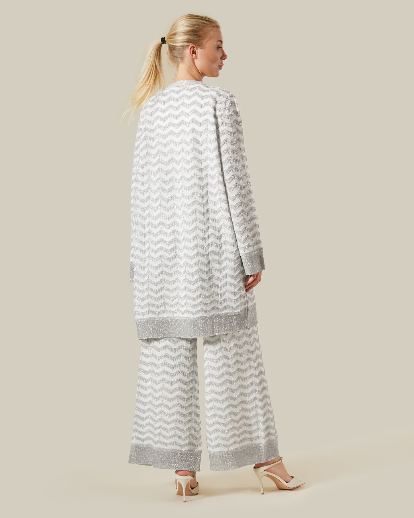 Zig-Zag Patterned Cardigan