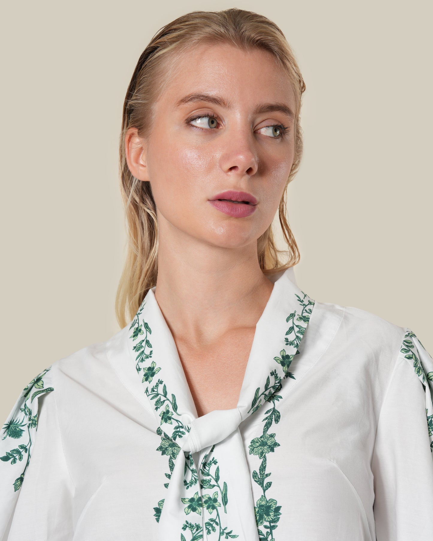 Self-tie Ditsy Floral Print Shirt