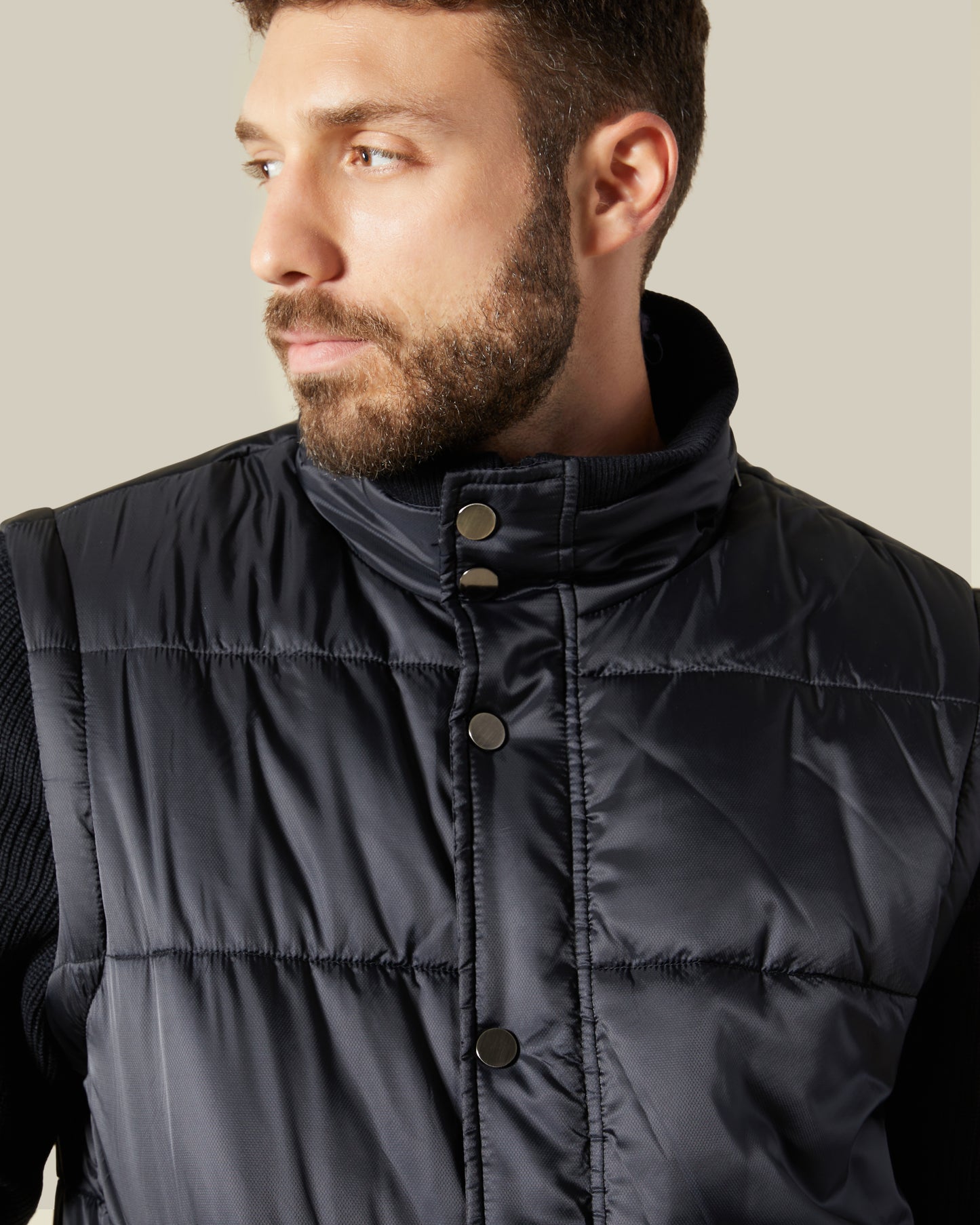 Detachable Sleeves Puffer Jacket