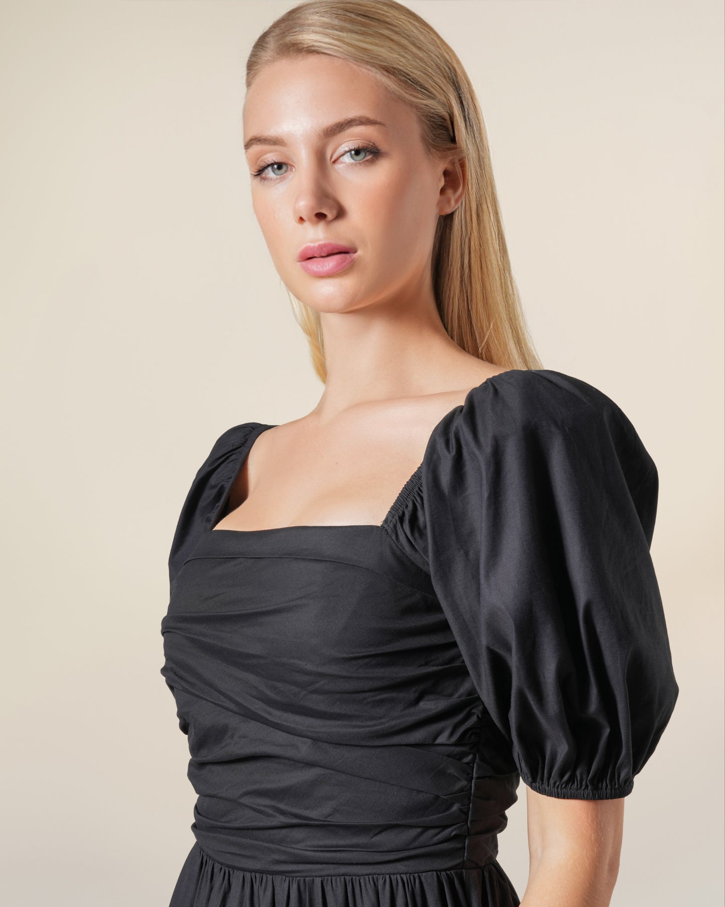 Puffed Sleeved Shirred Midi Dress