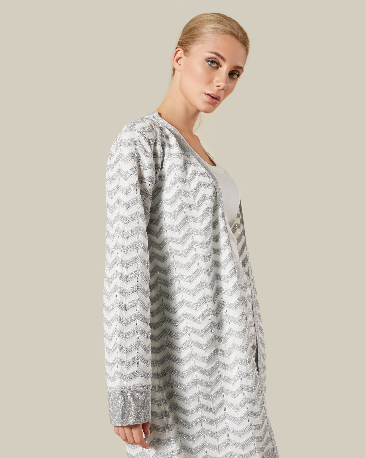 Zig-Zag Patterned Cardigan