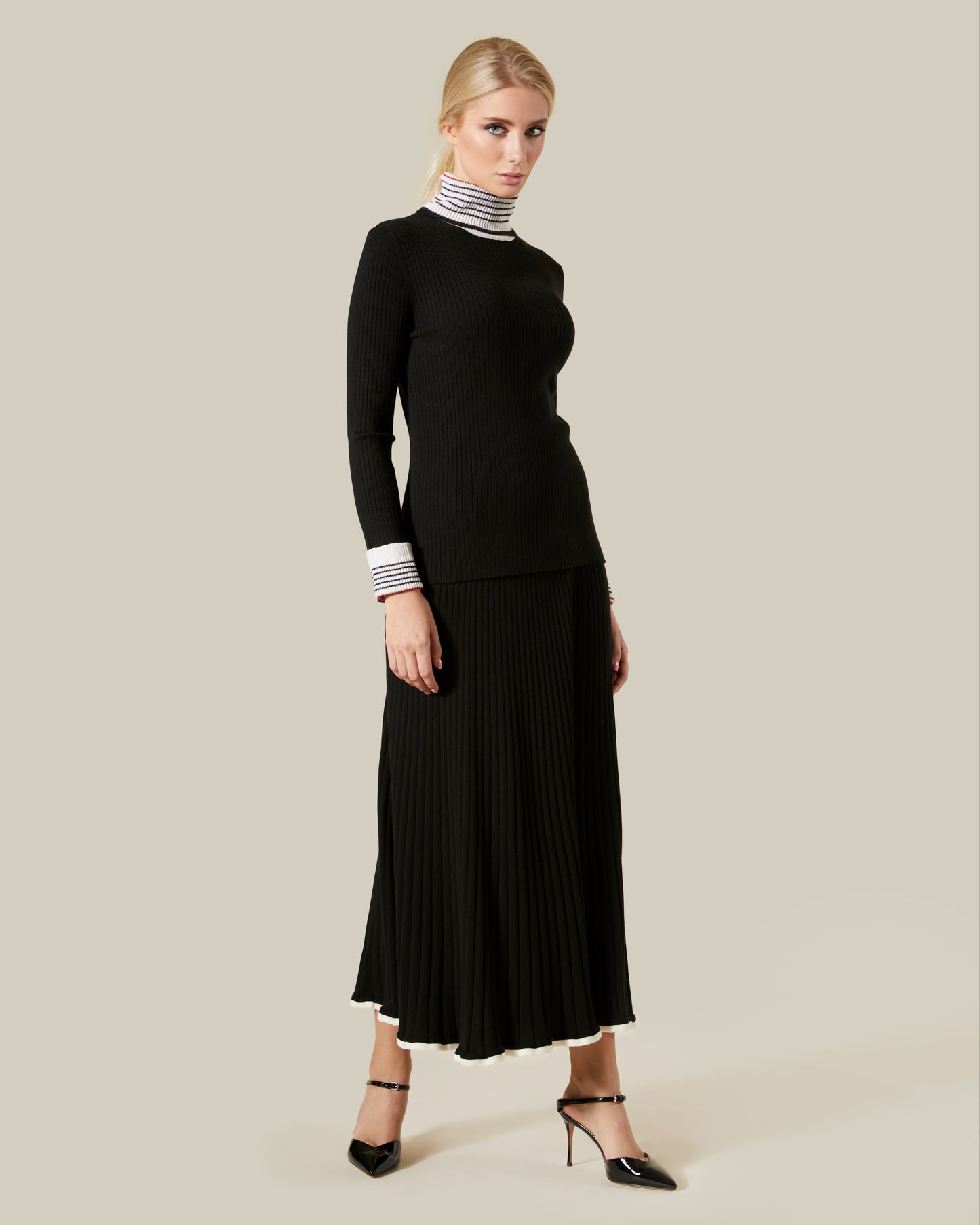 Ribbed Turtle Neck Top